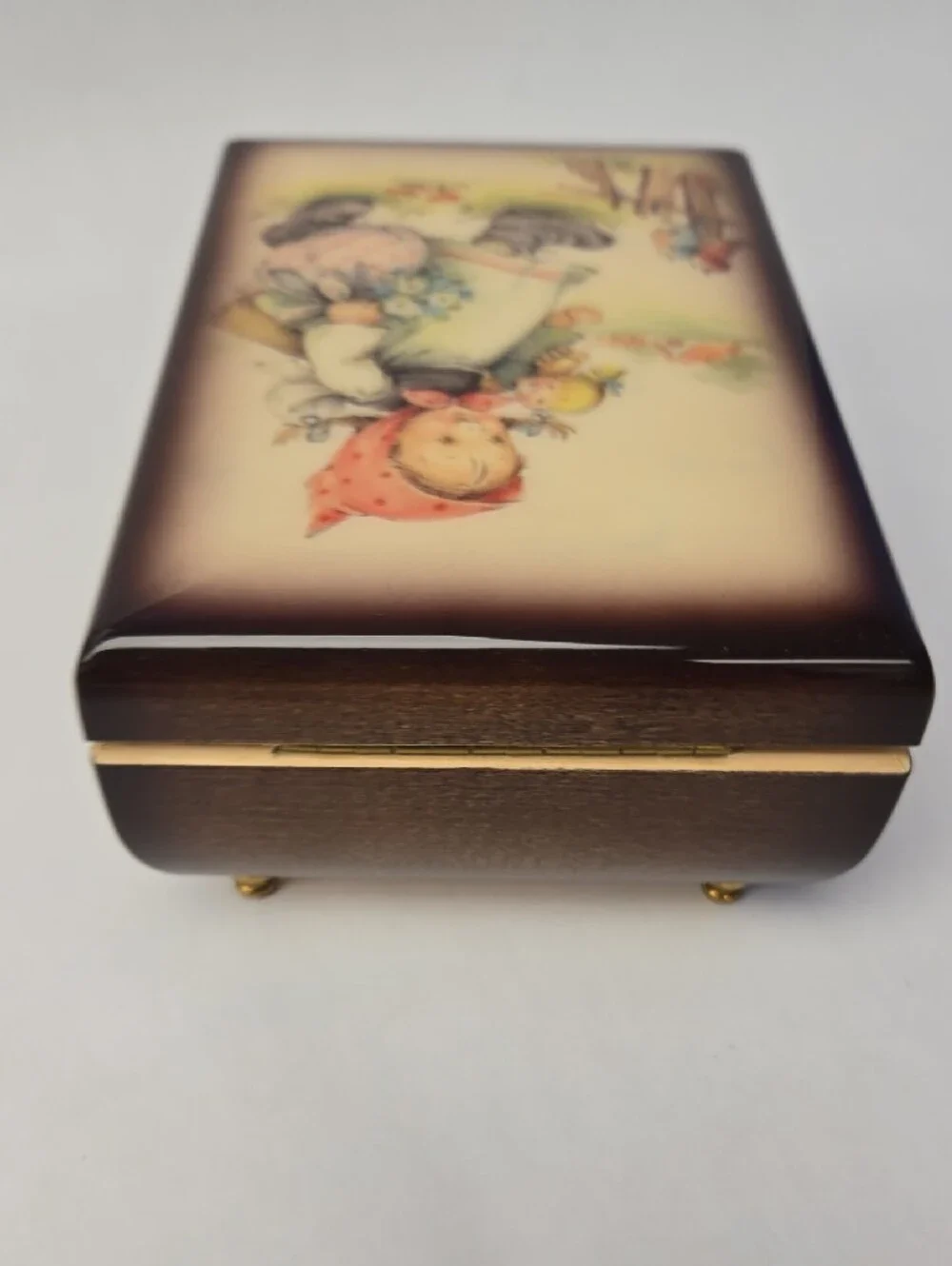 Vintage Hummel-style Swiss Music/Jewelry Box